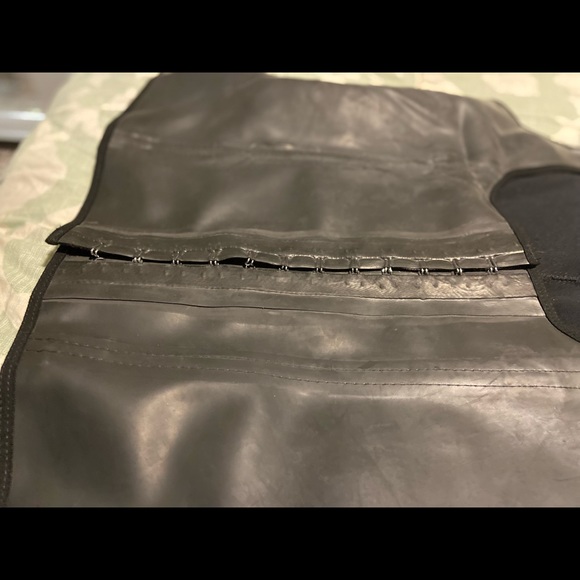 Latex Waist Clincher / Waist Trainer - Picture 6 of 13